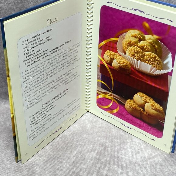 Gifts For Giving Cookies Spiral-Bound Recipe Book 2005 - Picture 5 of 10